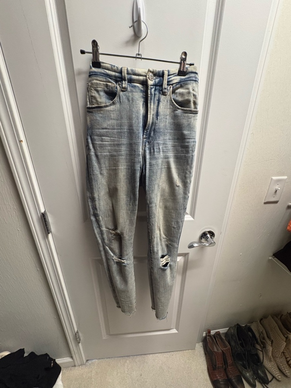 Good American Light Blue Distressed Skinny Jeans